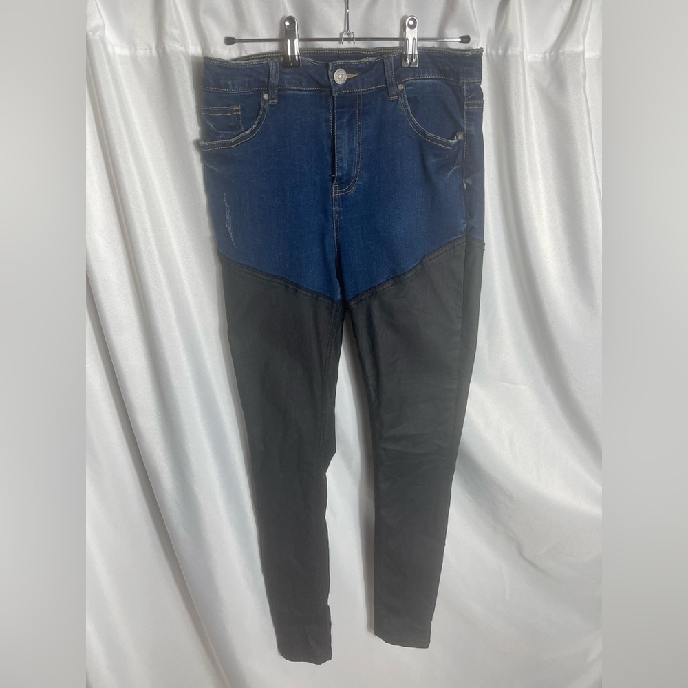 Misguided Sinner Womens Size 6R Two-Tone Faux Leather High Waist 32’ Inseam
